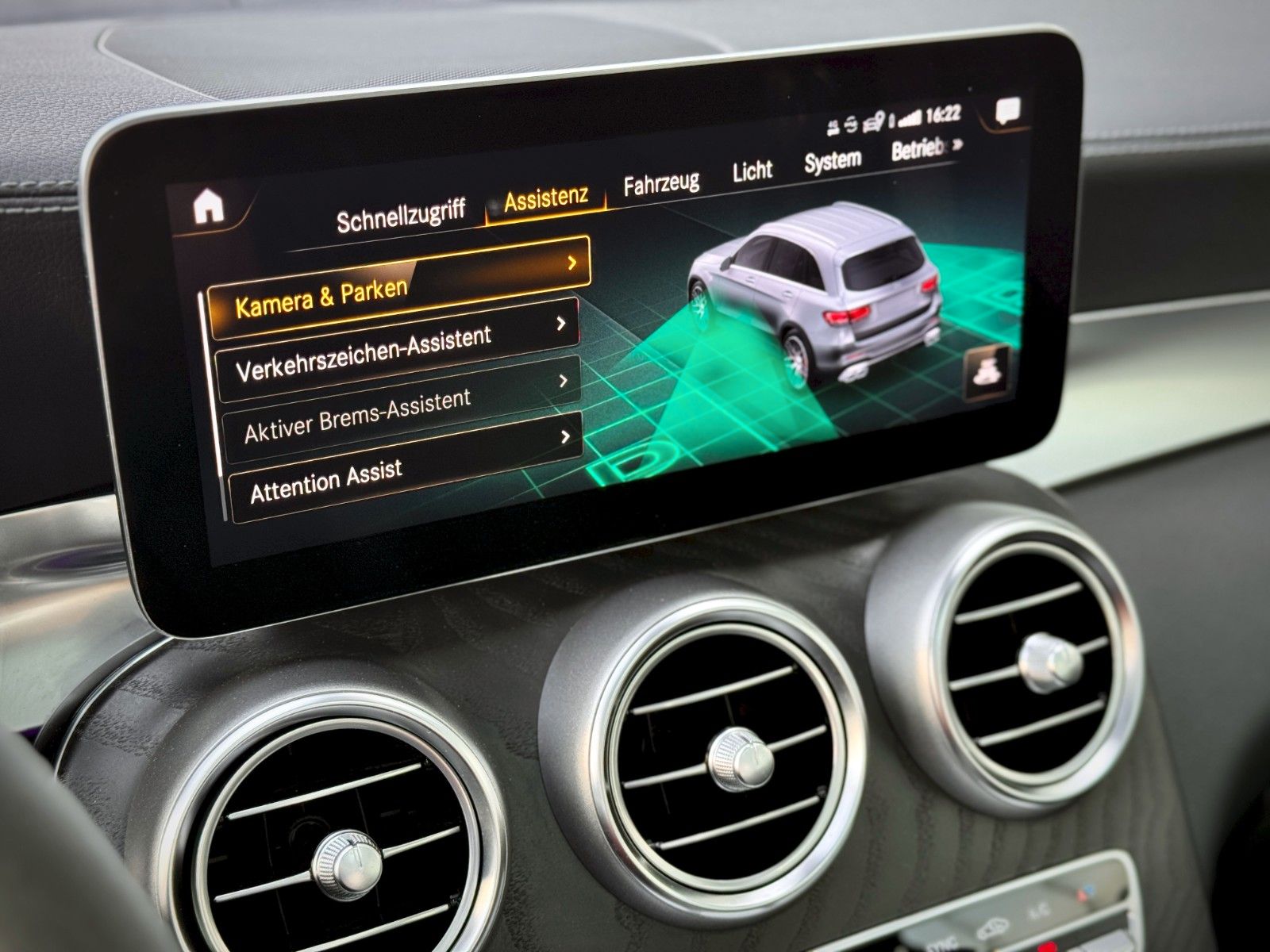 Fahrzeugabbildung Mercedes-Benz GLC 63 S AMG 4MATIC *9G|HEAD-UP|PANORAMA*