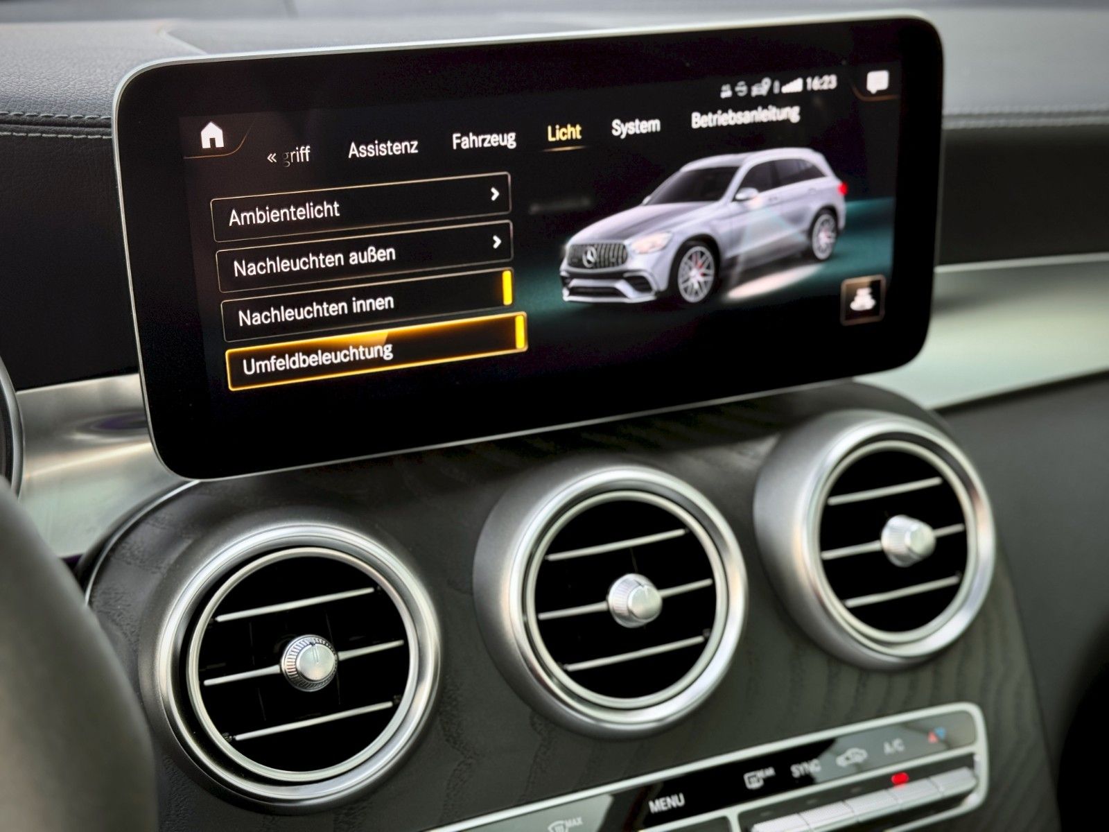 Fahrzeugabbildung Mercedes-Benz GLC 63 S AMG 4MATIC *9G|HEAD-UP|PANORAMA*