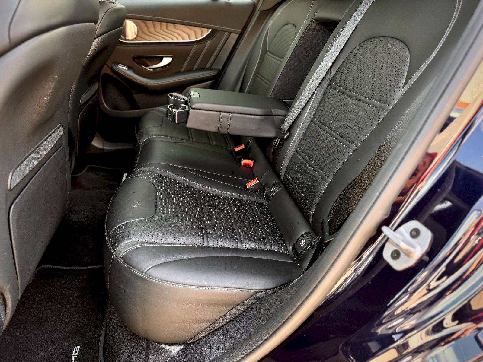 Fahrzeugabbildung Mercedes-Benz GLC 63 S AMG 4MATIC *9G|HEAD-UP|PANORAMA*