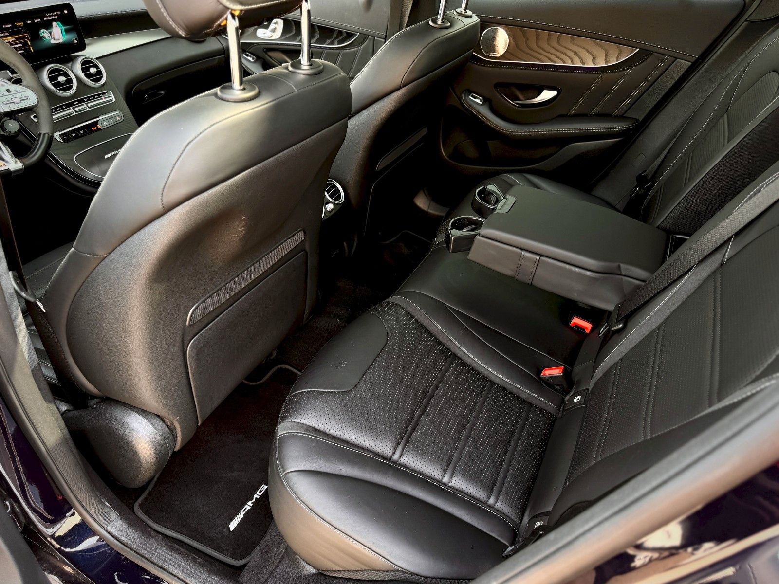 Fahrzeugabbildung Mercedes-Benz GLC 63 S AMG 4MATIC *9G|HEAD-UP|PANORAMA*