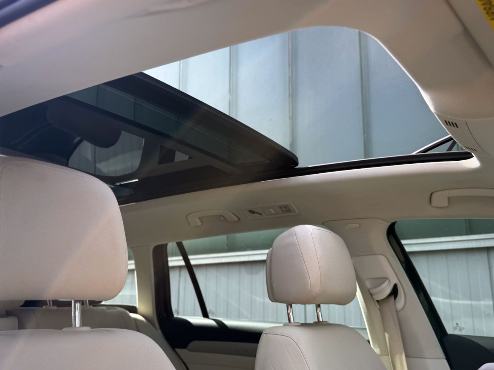 Fahrzeugabbildung Volkswagen Passat 2.0 TDI Comfortline *DSG|PANORAMA|ACC*