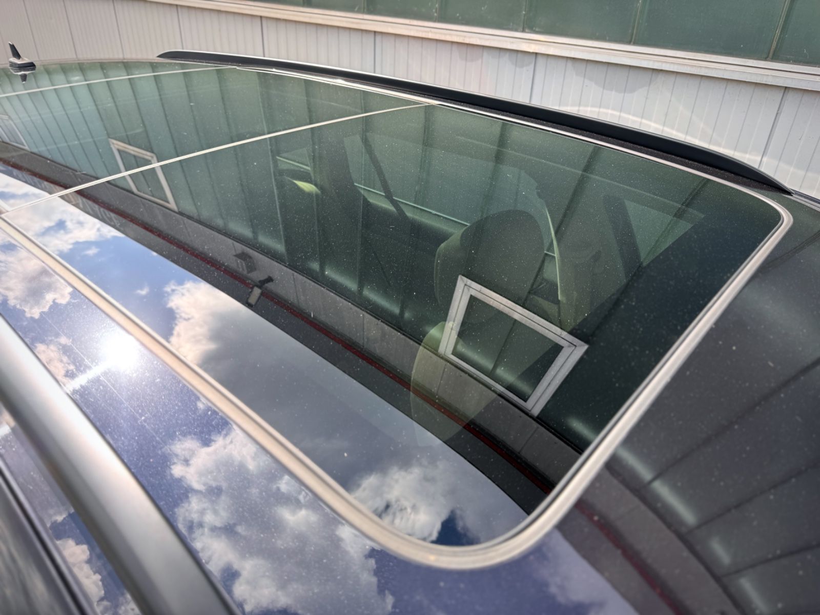 Fahrzeugabbildung Volkswagen Passat 2.0 TDI Comfortline *DSG|PANORAMA|ACC*