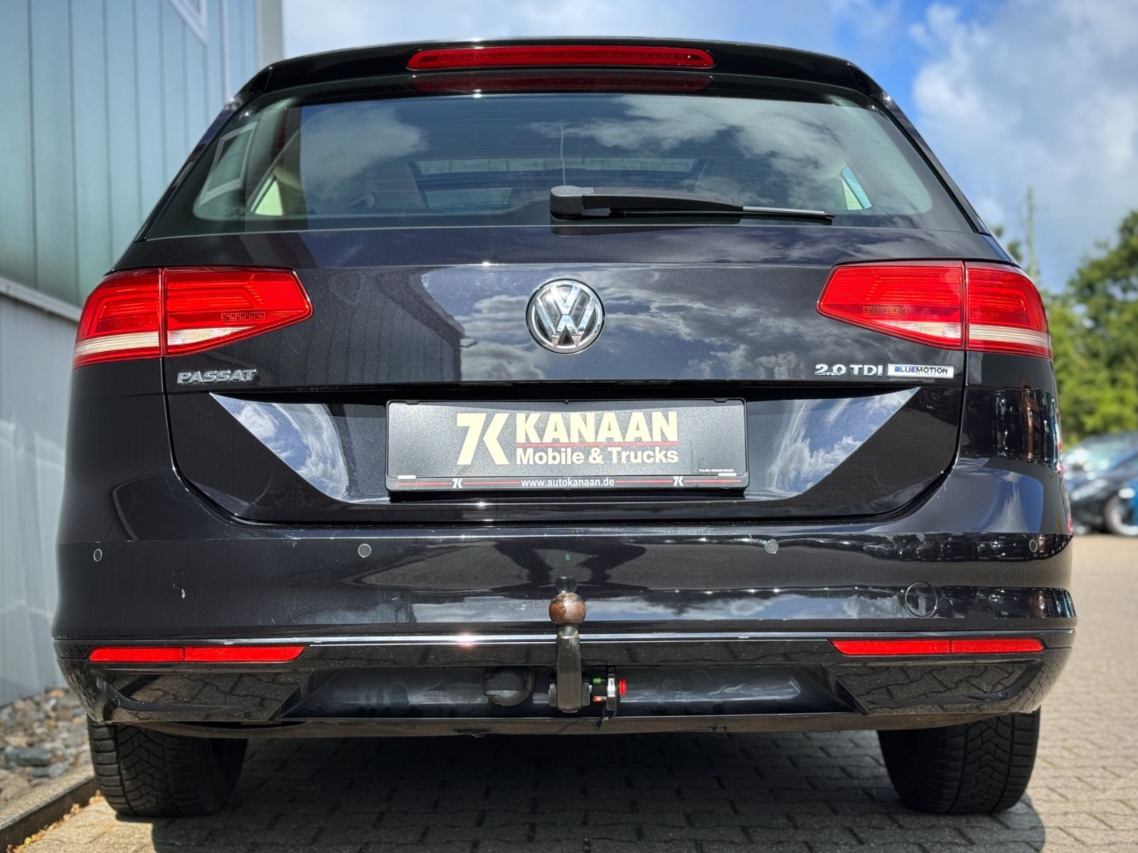 Fahrzeugabbildung Volkswagen Passat 2.0 TDI Comfortline *DSG|PANORAMA|ACC*