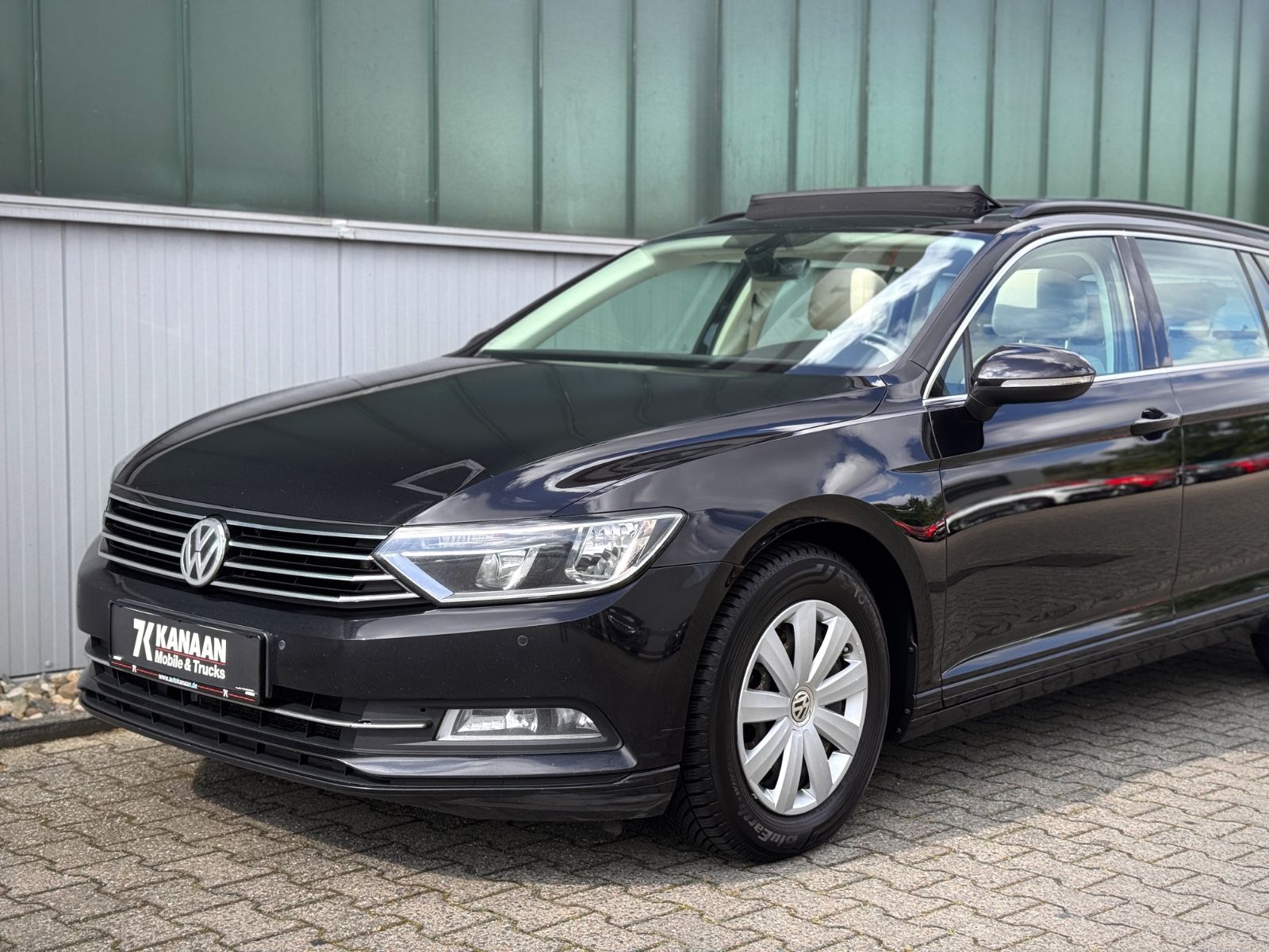 Fahrzeugabbildung Volkswagen Passat 2.0 TDI Comfortline *DSG|PANORAMA|ACC*