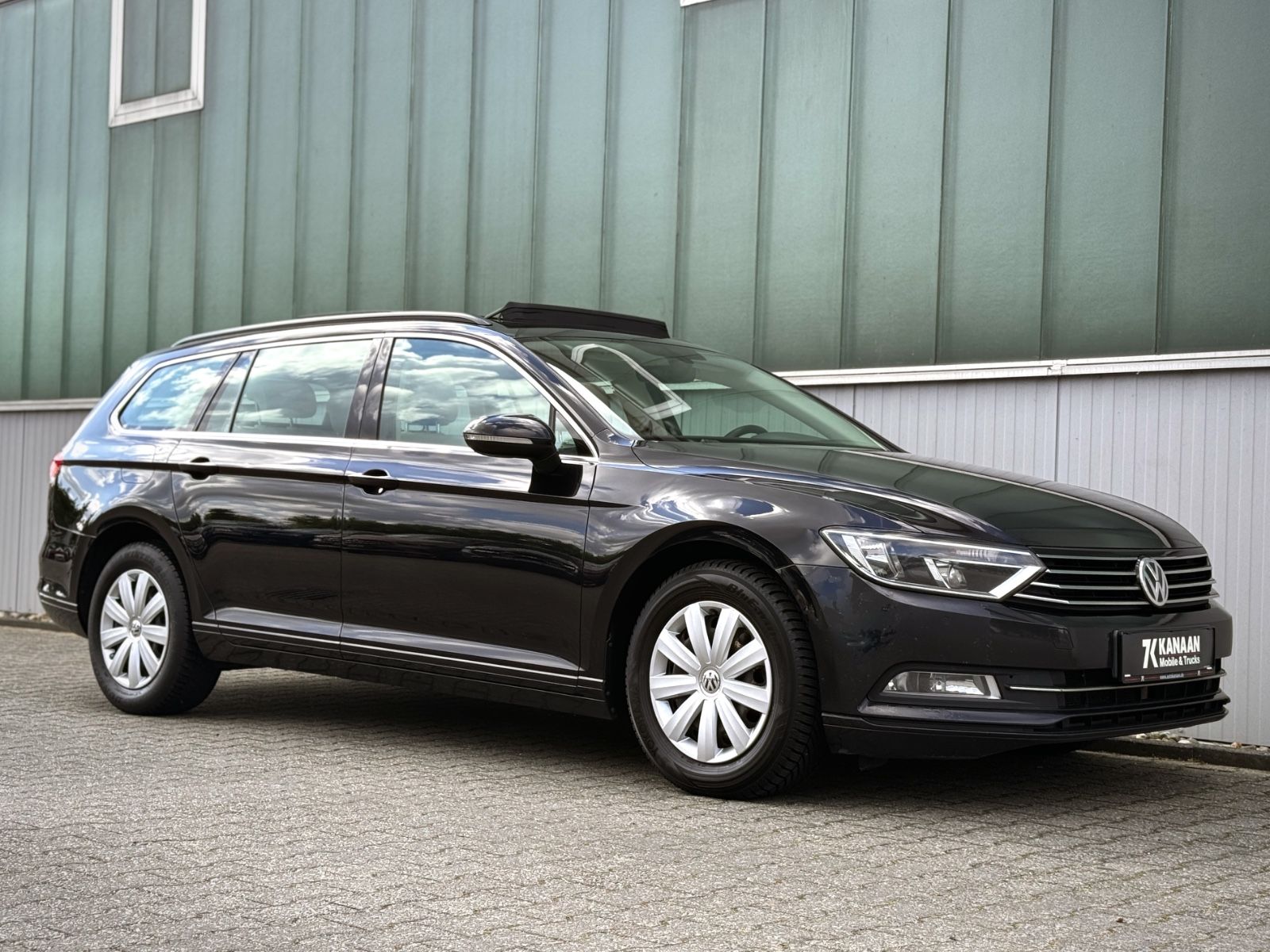 Fahrzeugabbildung Volkswagen Passat 2.0 TDI Comfortline *DSG|PANORAMA|ACC*
