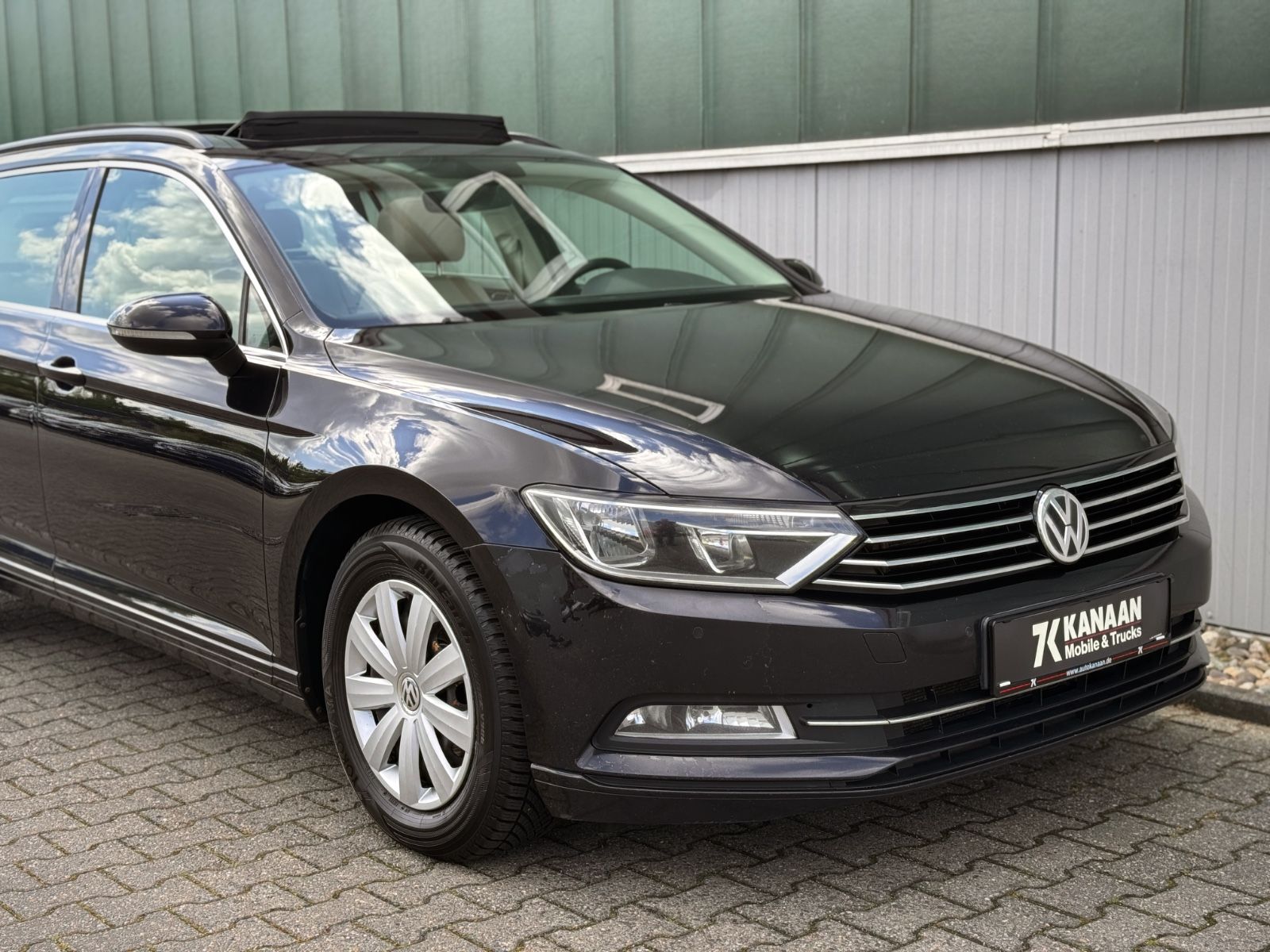Fahrzeugabbildung Volkswagen Passat 2.0 TDI Comfortline *DSG|PANORAMA|ACC*