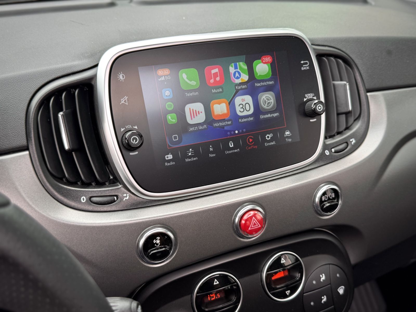 Fahrzeugabbildung Abarth 500/595 Turismo Dualogic *XENON|PANORAMA|PDC*