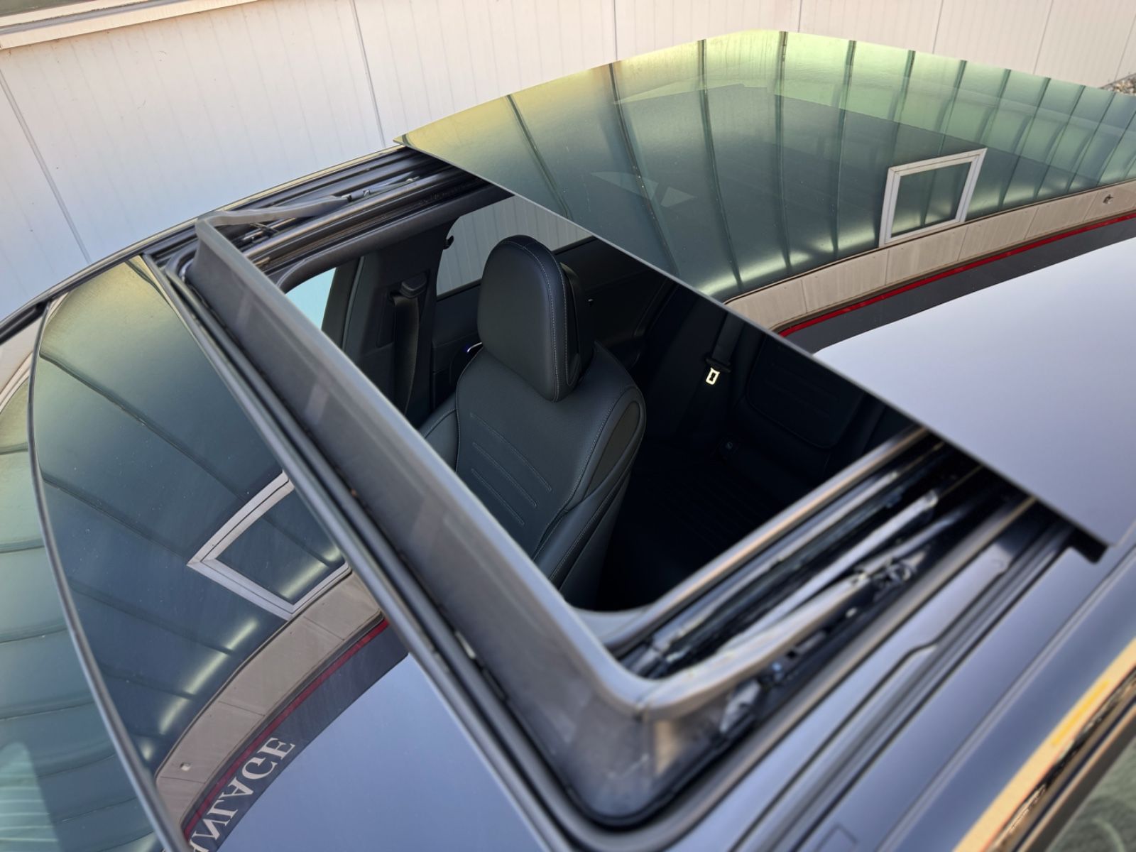 Fahrzeugabbildung Mercedes-Benz C 300 AMG-Line *PANORAMA|LED|CAM*