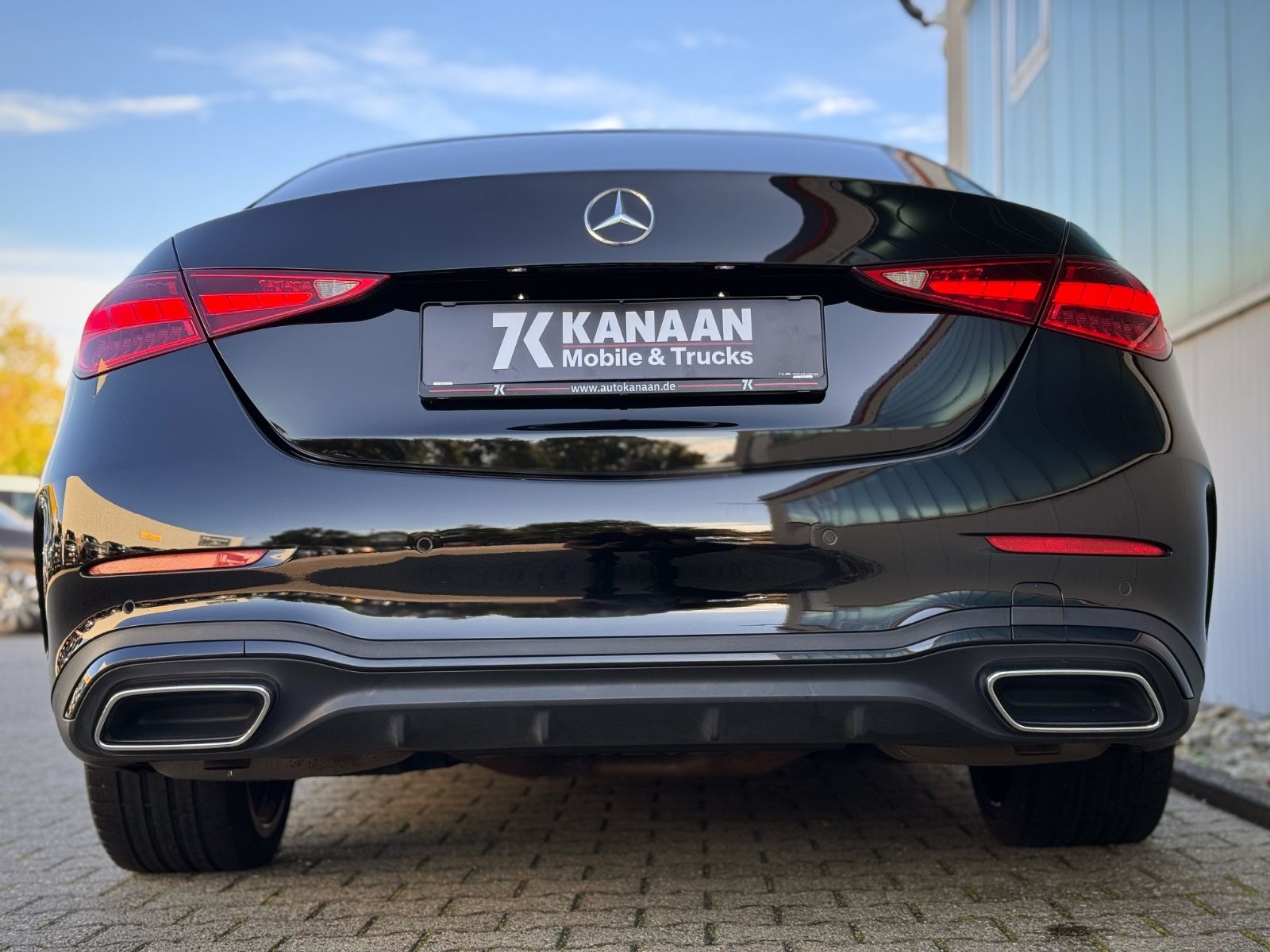 Fahrzeugabbildung Mercedes-Benz C 300 AMG-Line *PANORAMA|LED|CAM*