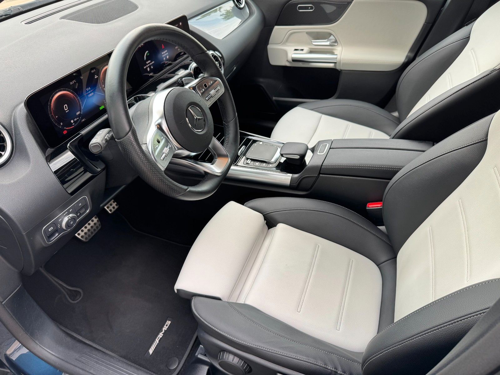 Fahrzeugabbildung Mercedes-Benz B 250e AMG-Line *LED|NAVI|CAM*