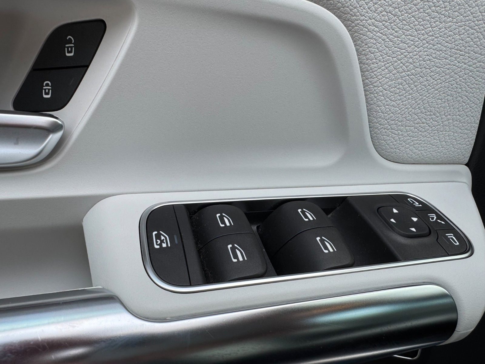 Fahrzeugabbildung Mercedes-Benz B 250e AMG-Line *LED|NAVI|CAM*