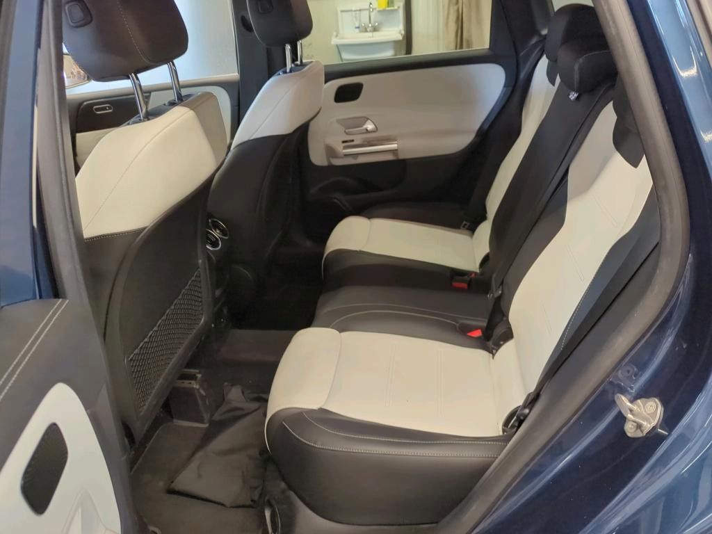 Fahrzeugabbildung Mercedes-Benz B 250e AMG-Line *LED|NAVI|BUSINESS*