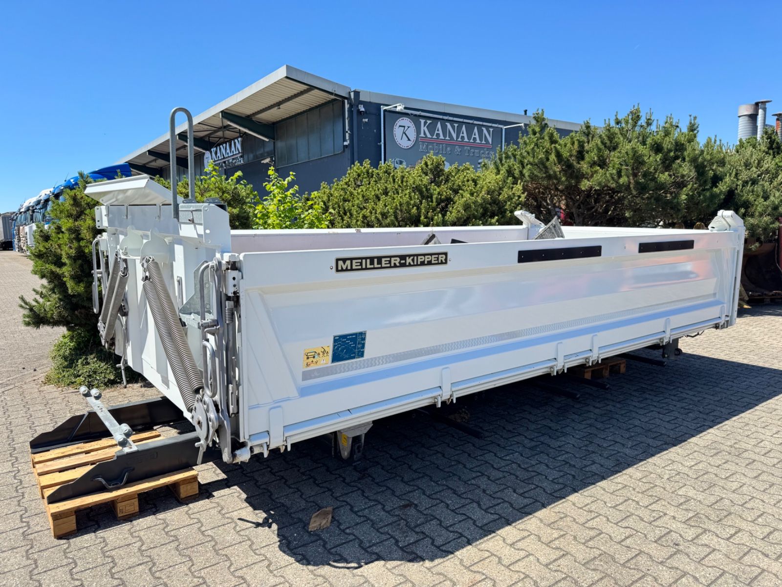 Andere MAILLER  TYP D316 Neuwertig  Aufbau für 3-Achser