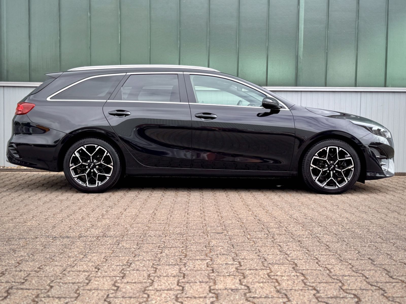 Fahrzeugabbildung Kia Cee'd Sportswagon GT-Line *LED|NAVI|ASSIST*