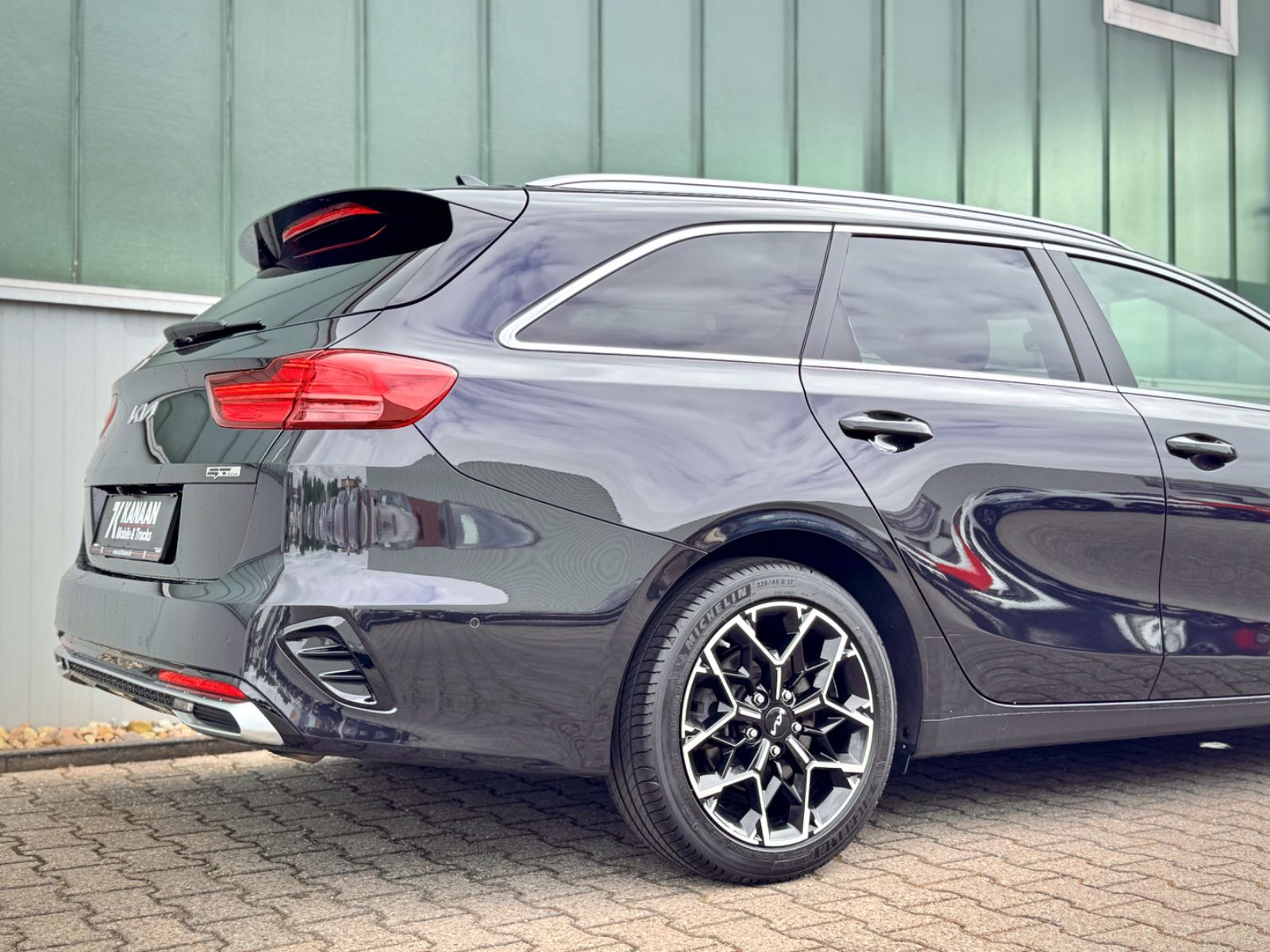 Fahrzeugabbildung Kia Cee'd Sportswagon GT-Line *LED|NAVI|ASSIST*
