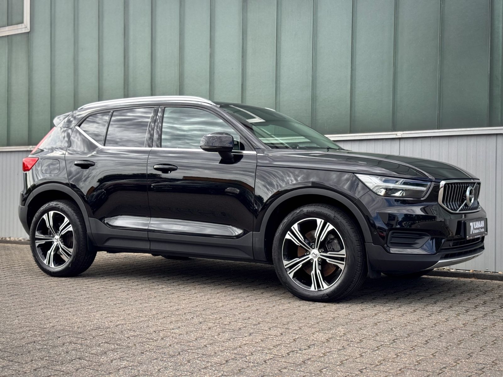 Fahrzeugabbildung Volvo XC40 1.5T4 Plug-In Hybid Inscription Expression