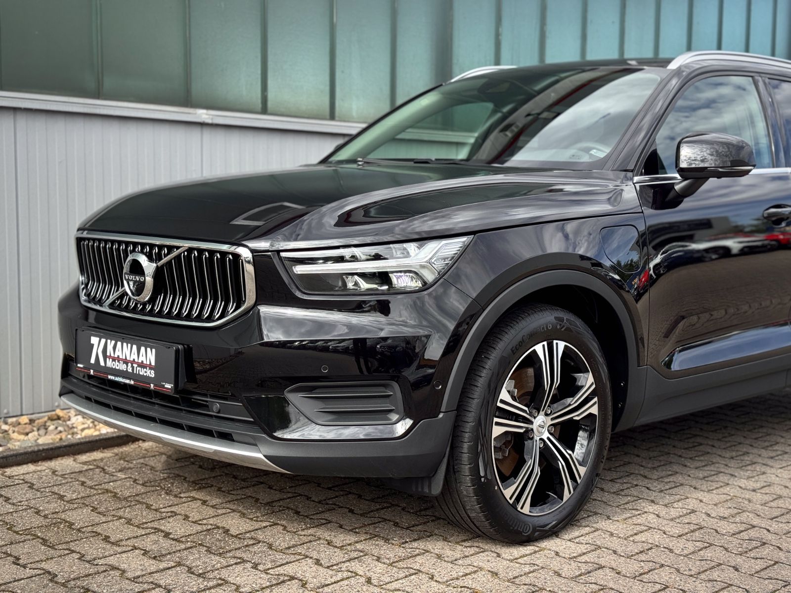 Fahrzeugabbildung Volvo XC40 1.5T4 Plug-In Hybid Inscription Expression