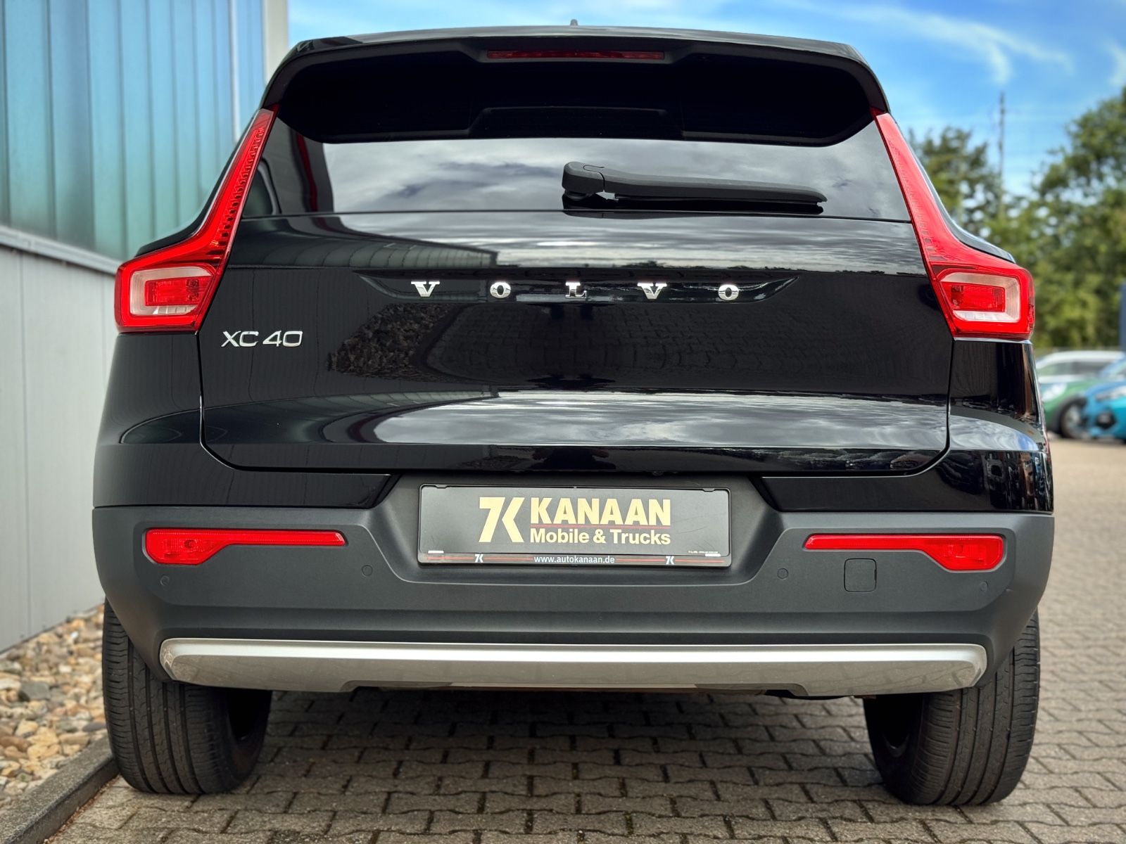 Fahrzeugabbildung Volvo XC40 1.5T4 Plug-In Hybid Inscription Expression
