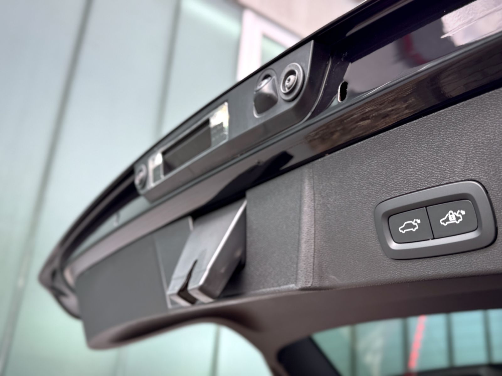 Fahrzeugabbildung Volvo XC40 1.5T4 Plug-In Hybid Inscription Expression