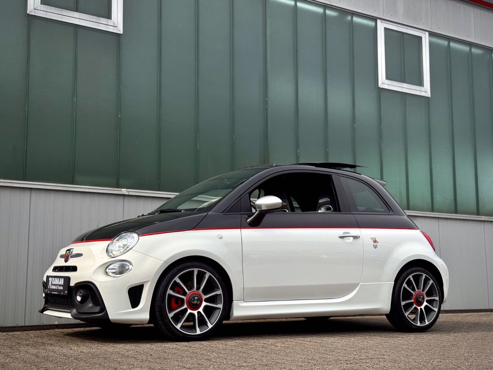 Fahrzeugabbildung Fiat Abarth 595 Turismo Dualogic *XENON|PANORAMA|PDC*