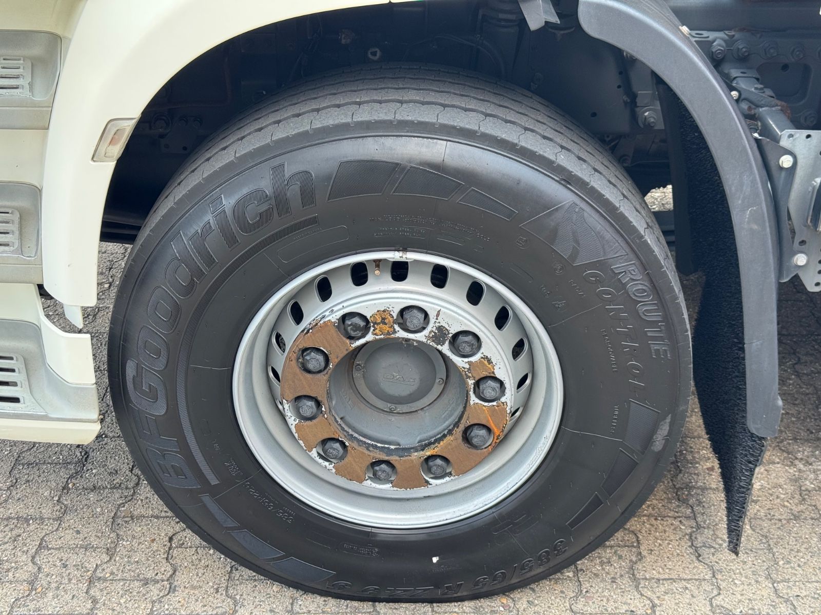 Fahrzeugabbildung DAF CF 460  6x2  Baustoff Palfinger PK18001L TÜV NEU