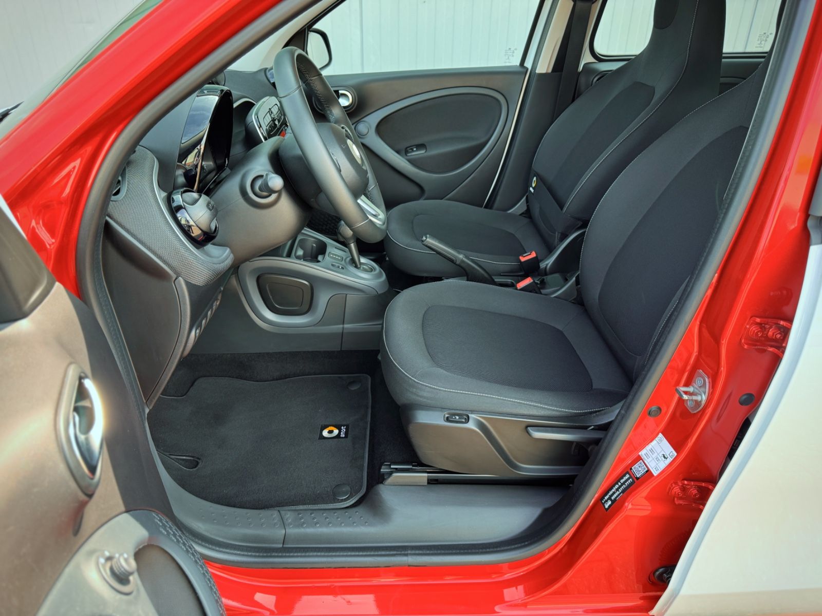 Fahrzeugabbildung Smart ForFour EQ/Electric Drive PASSION *DAB|PDC|SHZ*