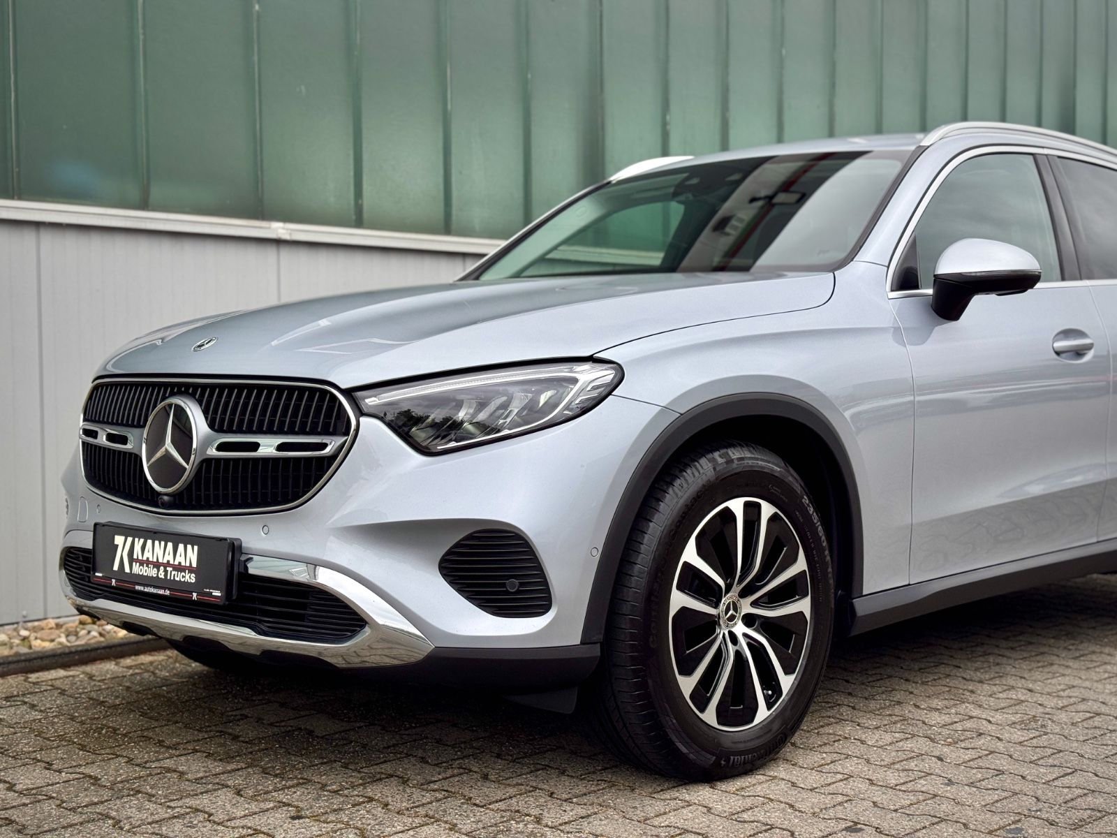 Fahrzeugabbildung Mercedes-Benz GLC 220d 4Matic Avantgarde *AHK|CAM|ASSIST*
