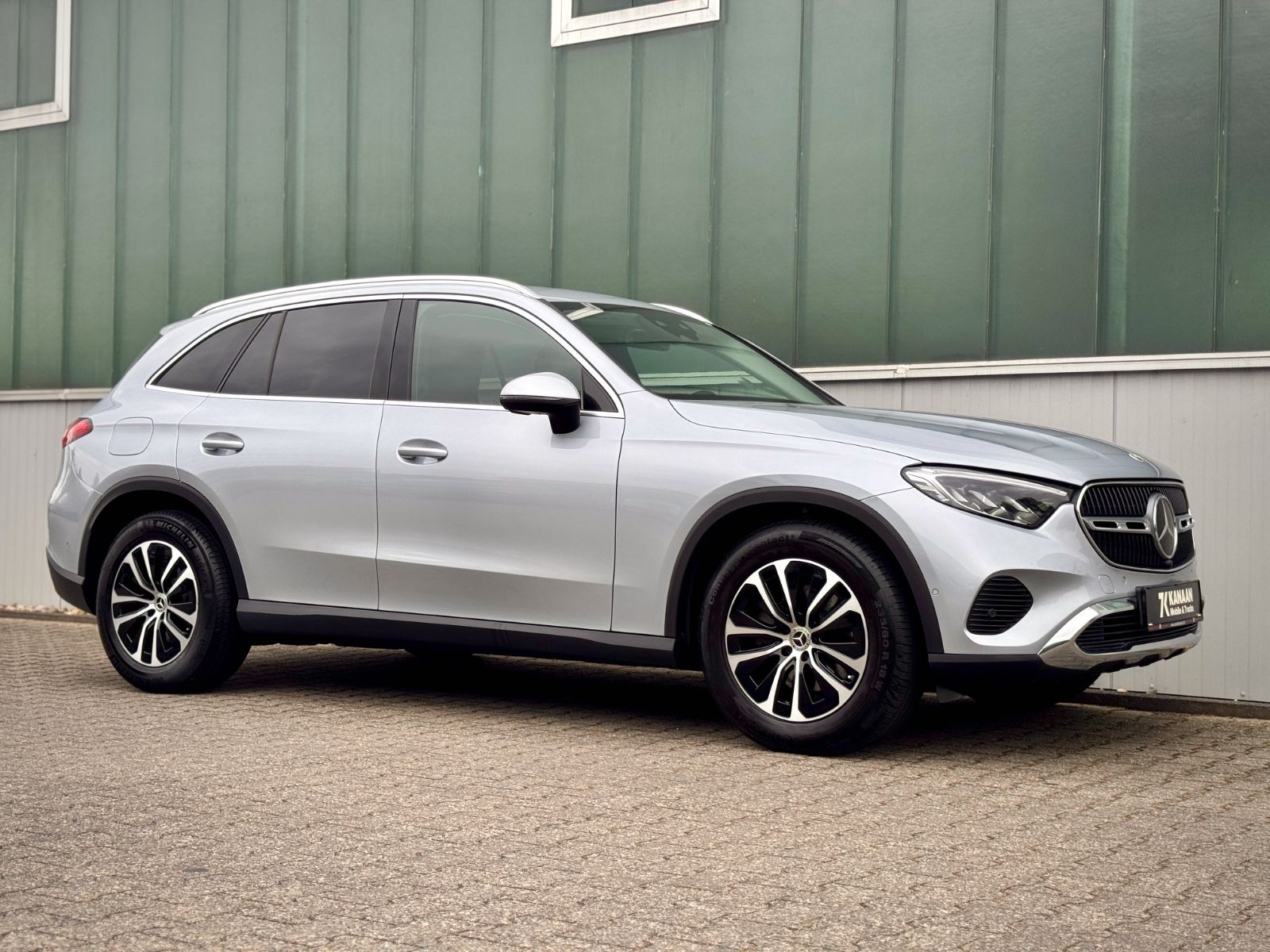 Fahrzeugabbildung Mercedes-Benz GLC 220d 4Matic Avantgarde *AHK|CAM|ASSIST*