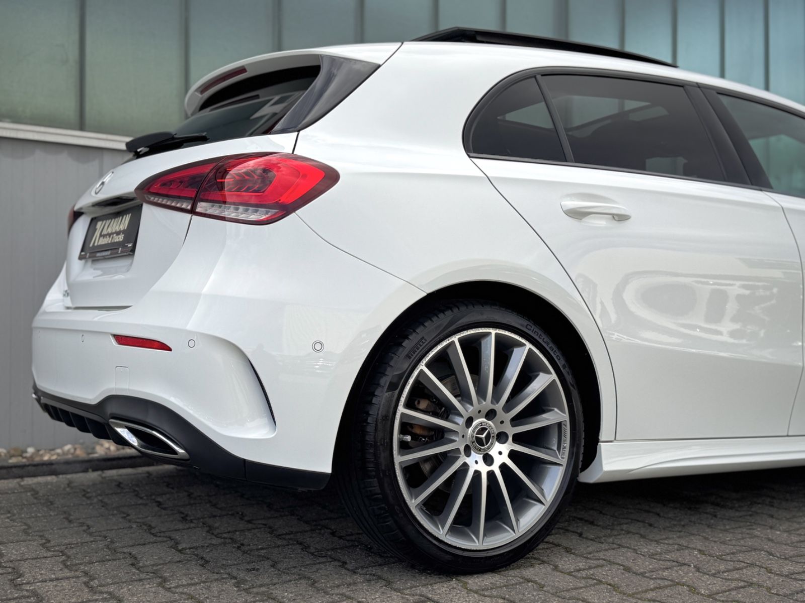 Fahrzeugabbildung Mercedes-Benz A 250 AMG-Line *PANORAMA|NIGHT|DAB|LED*