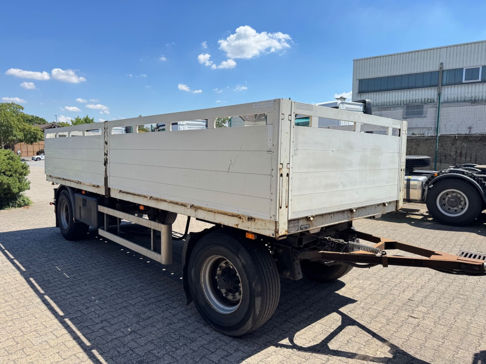 Fahrzeugabbildung Andere LEVEN LK10LB Baustoff TÜV NEU