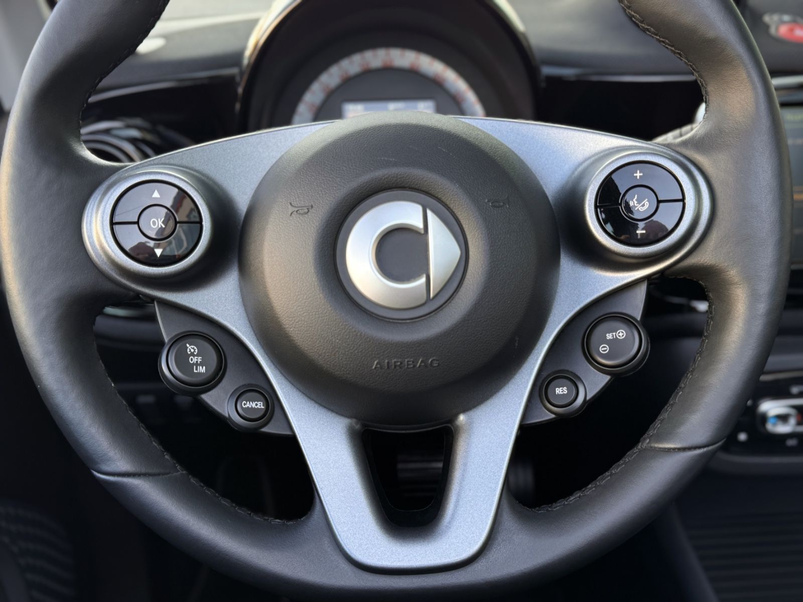 Fahrzeugabbildung Smart ForTwo Cabrio EQ Prime *CAM|LED|CARPLAY*