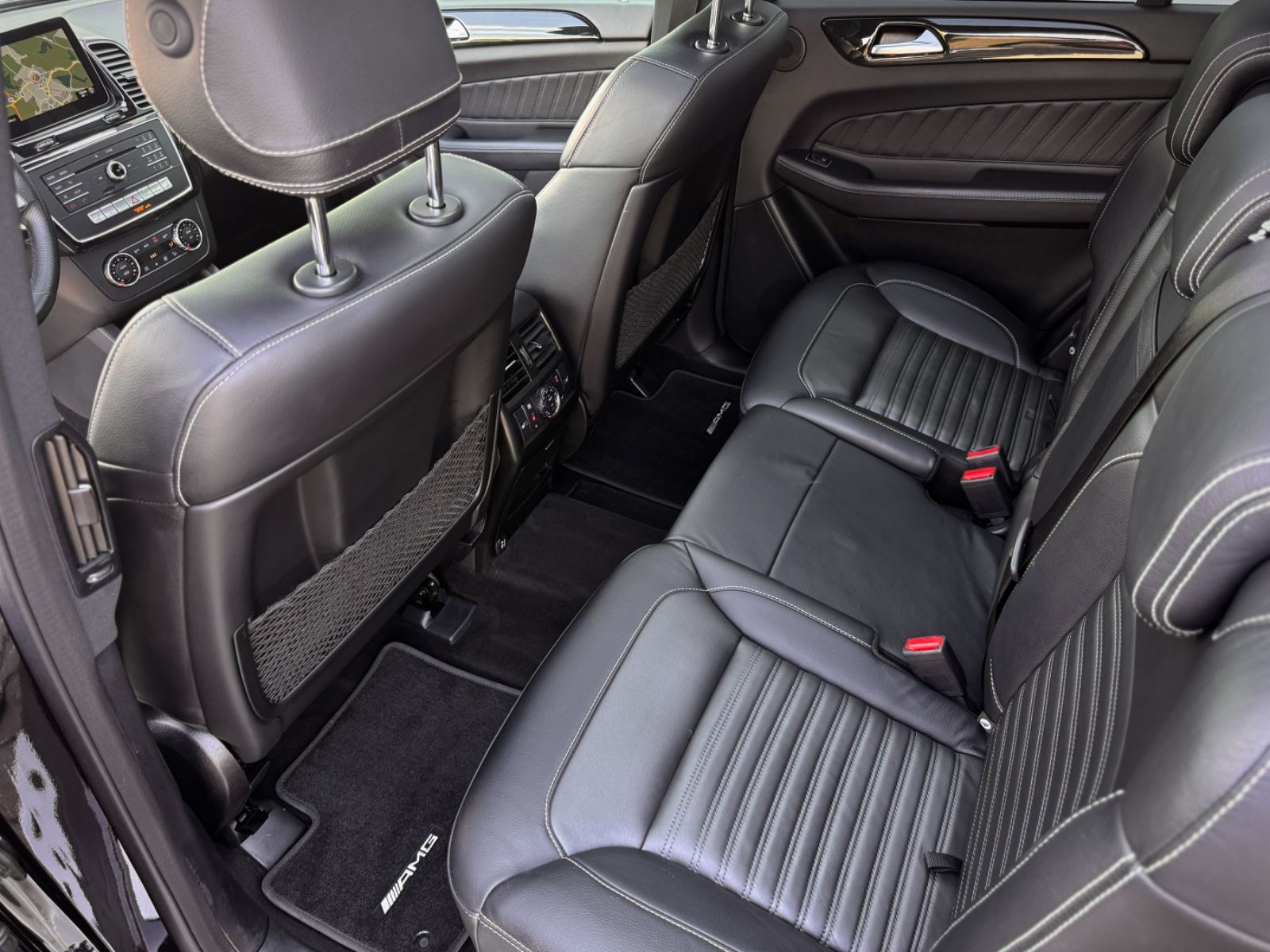 Fahrzeugabbildung Mercedes-Benz GLS 350d 4Matic AMG-Line *PANORAMA|AHK|7-SITZE*