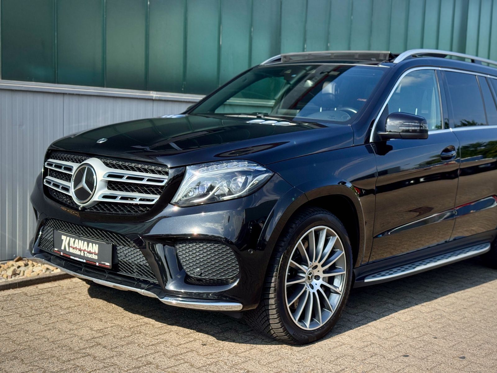 Fahrzeugabbildung Mercedes-Benz GLS 350d 4Matic AMG-Line *PANORAMA|AHK|7-SITZE*