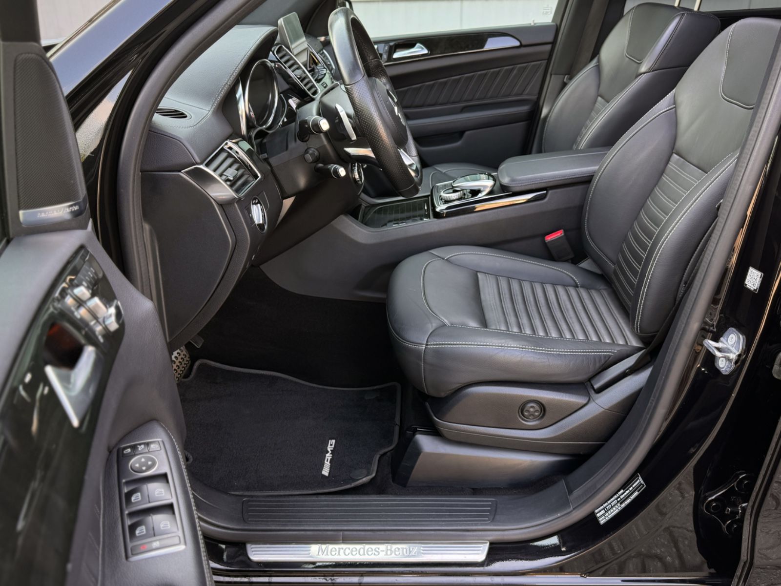 Fahrzeugabbildung Mercedes-Benz GLS 350d 4Matic AMG-Line *PANORAMA|AHK|7-SITZE*