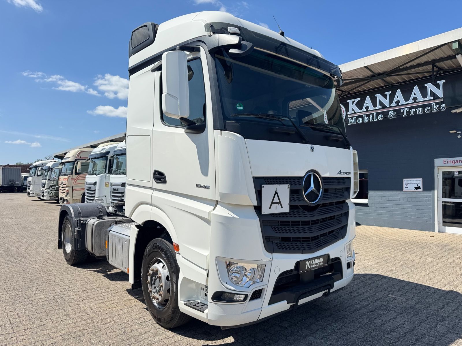 Fahrzeugabbildung Mercedes-Benz 1846 Actros 5 L-Fahrerhaus   Kipphydraulik