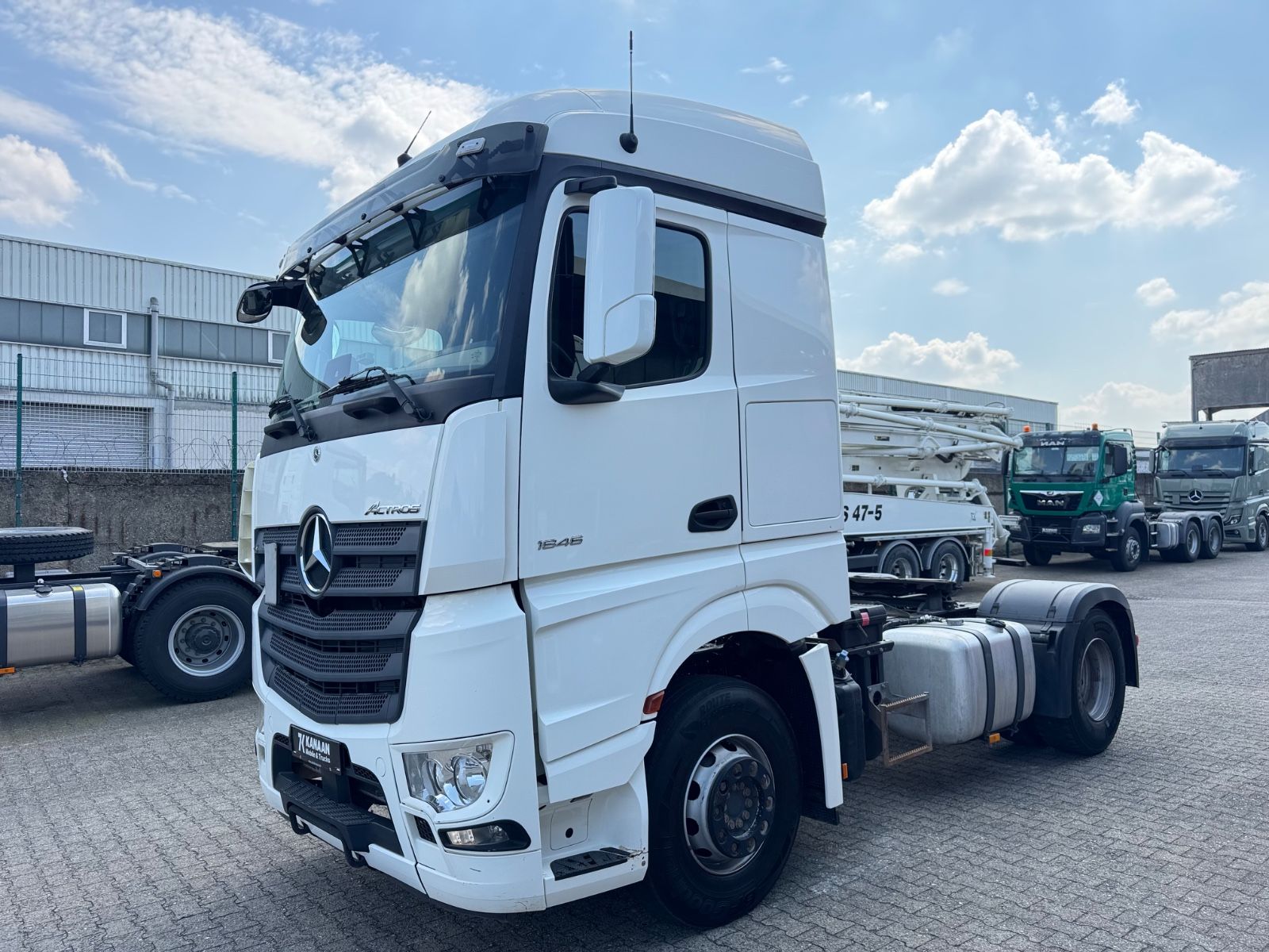 Fahrzeugabbildung Mercedes-Benz 1846 Actros 5 L-Fahrerhaus   Kipphydraulik