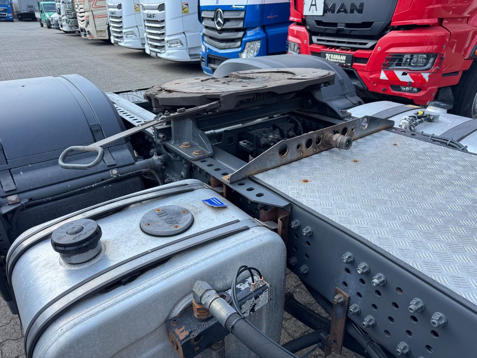 Fahrzeugabbildung Mercedes-Benz 1846 Actros 5 L-Fahrerhaus   Kipphydraulik