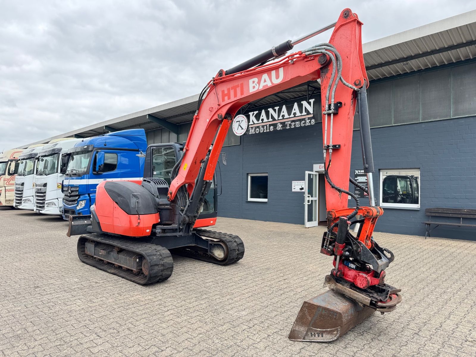 Fahrzeugabbildung Kubota KX080-4    Rototilt RS30  + Sortier/Greifmodul