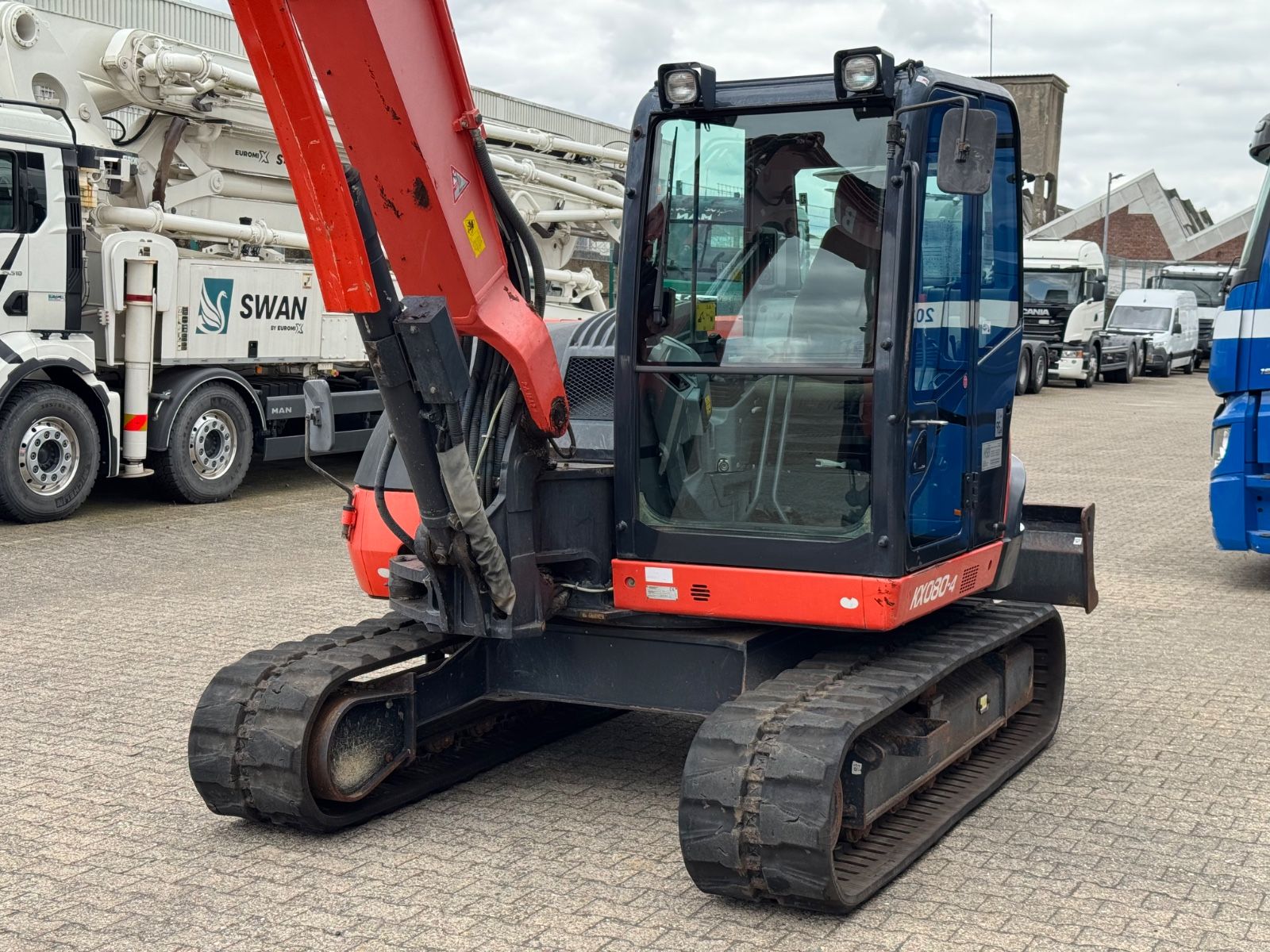 Fahrzeugabbildung Kubota KX080-4    Rototilt RS30  + Sortier/Greifmodul