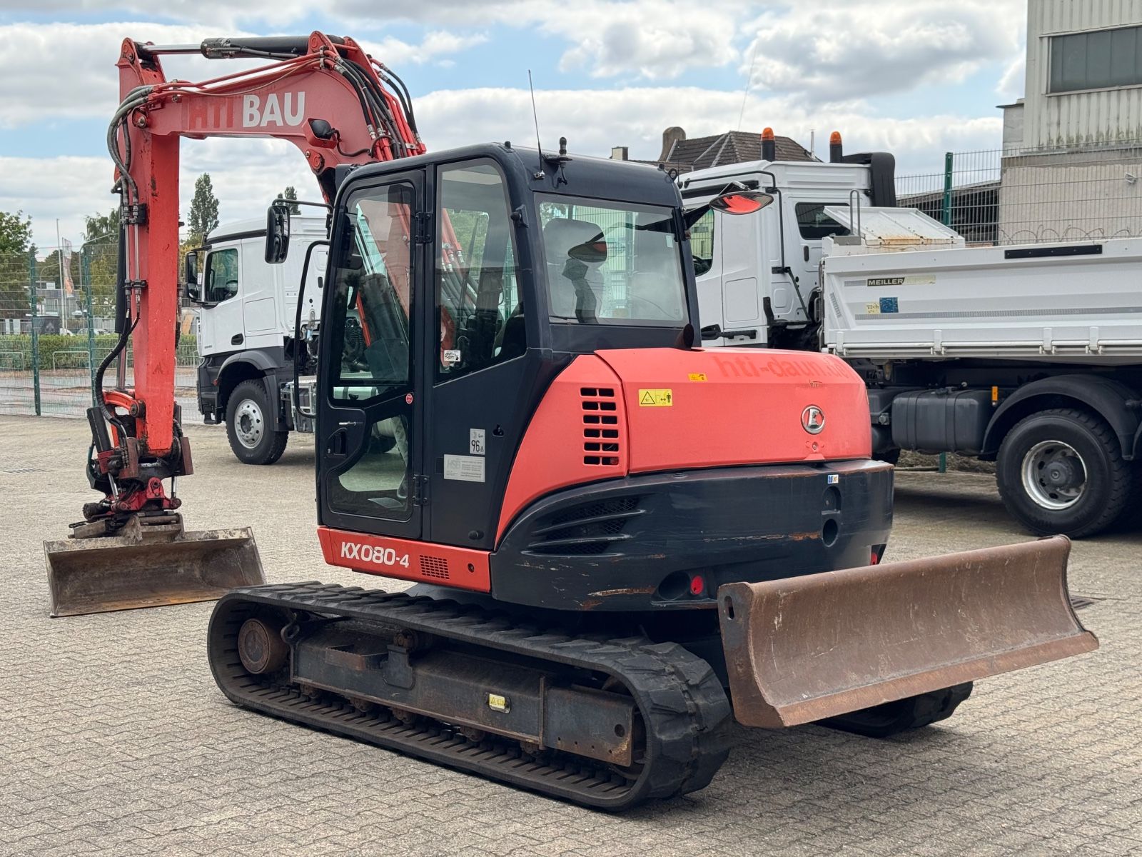 Fahrzeugabbildung Kubota KX080-4    Rototilt RS30  + Sortier/Greifmodul