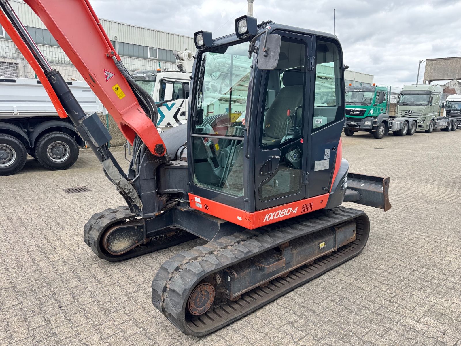 Fahrzeugabbildung Kubota KX080-4    Rototilt RS30  + Sortier/Greifmodul