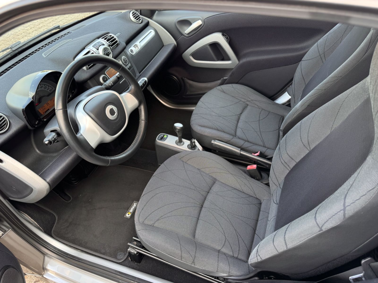 Fahrzeugabbildung Smart ForTwo Coupe MHD Passion