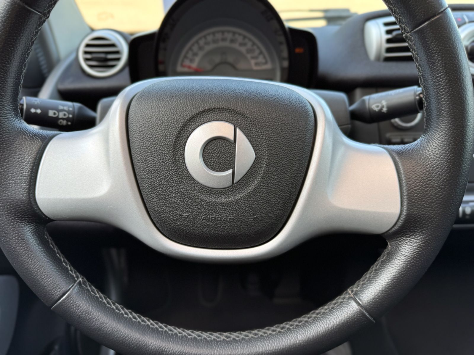 Fahrzeugabbildung Smart ForTwo Coupe MHD Passion