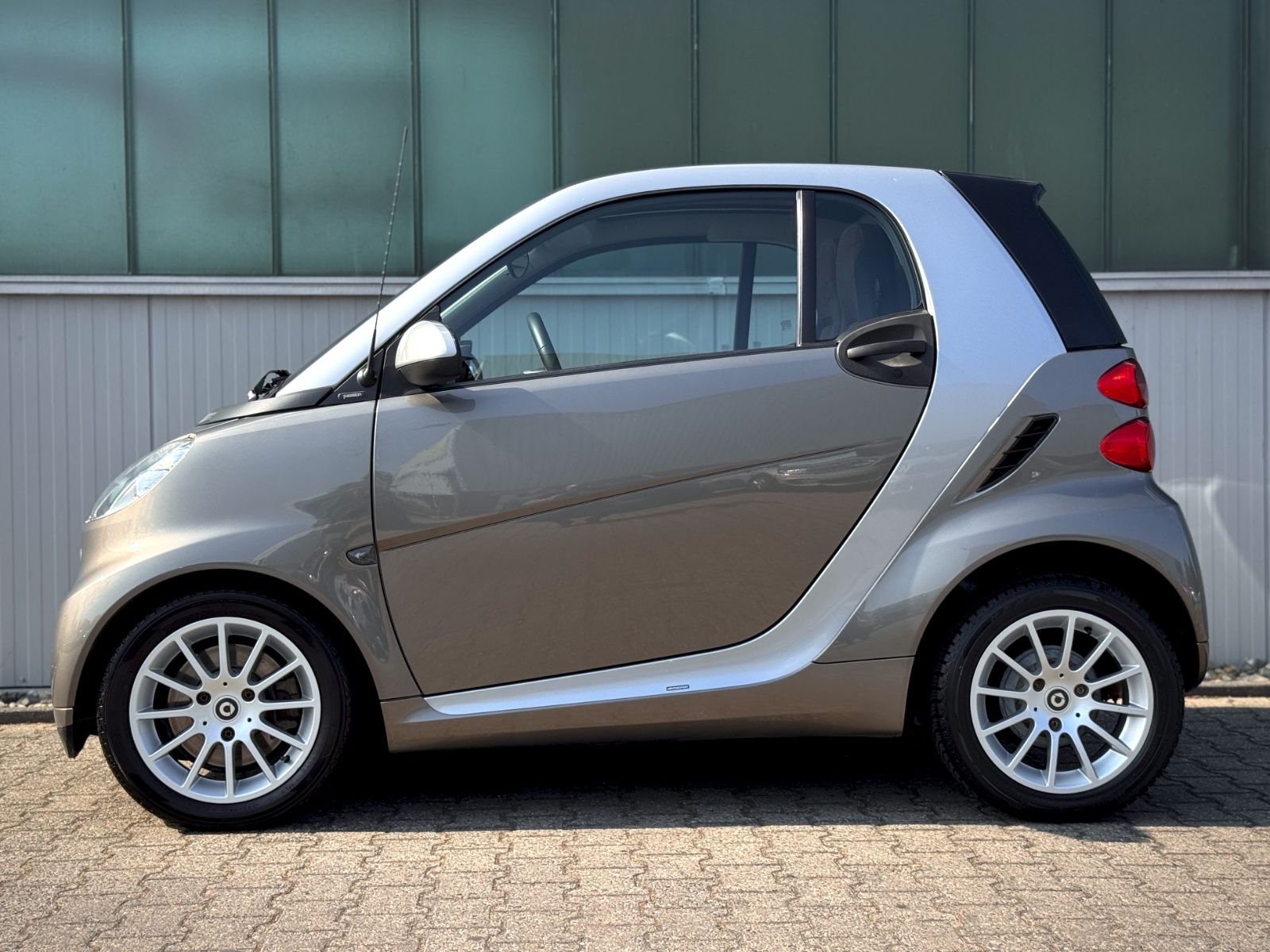 Fahrzeugabbildung Smart ForTwo Coupe MHD Passion