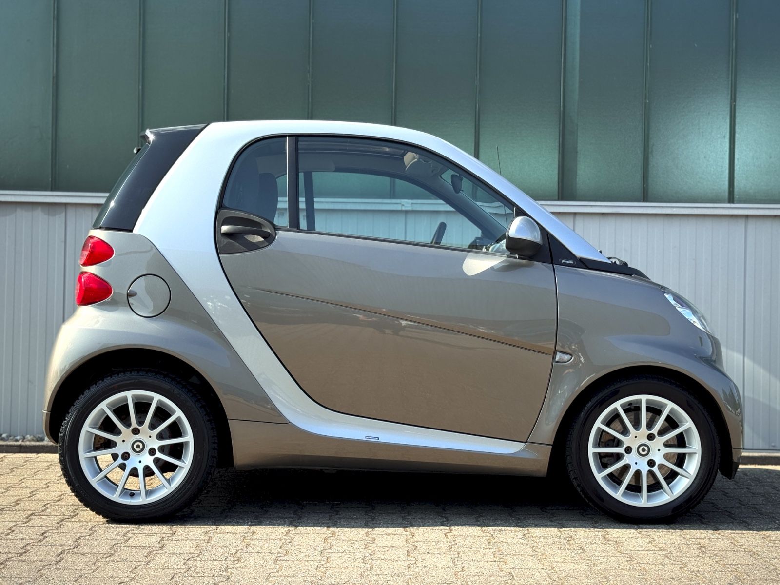Fahrzeugabbildung Smart ForTwo Coupe MHD Passion