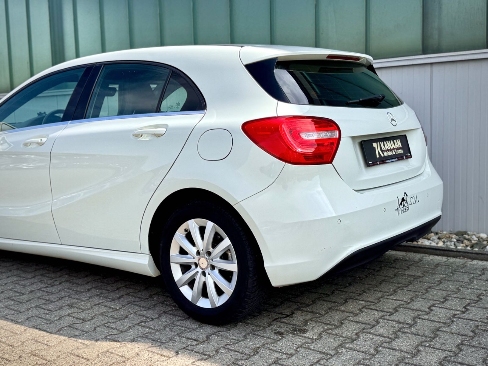 Fahrzeugabbildung Mercedes-Benz A 180 Style *XENON|NAVI|PDC*