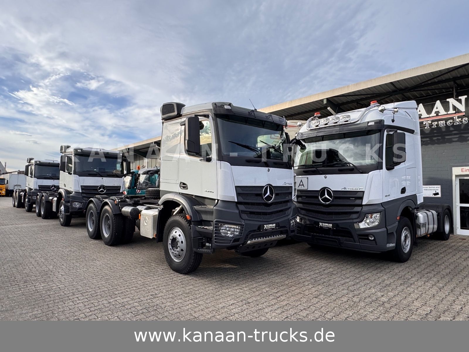 Fahrzeugabbildung Mercedes-Benz 3345 S 6x4 Actros Manual Gear HeavyDuty NEW