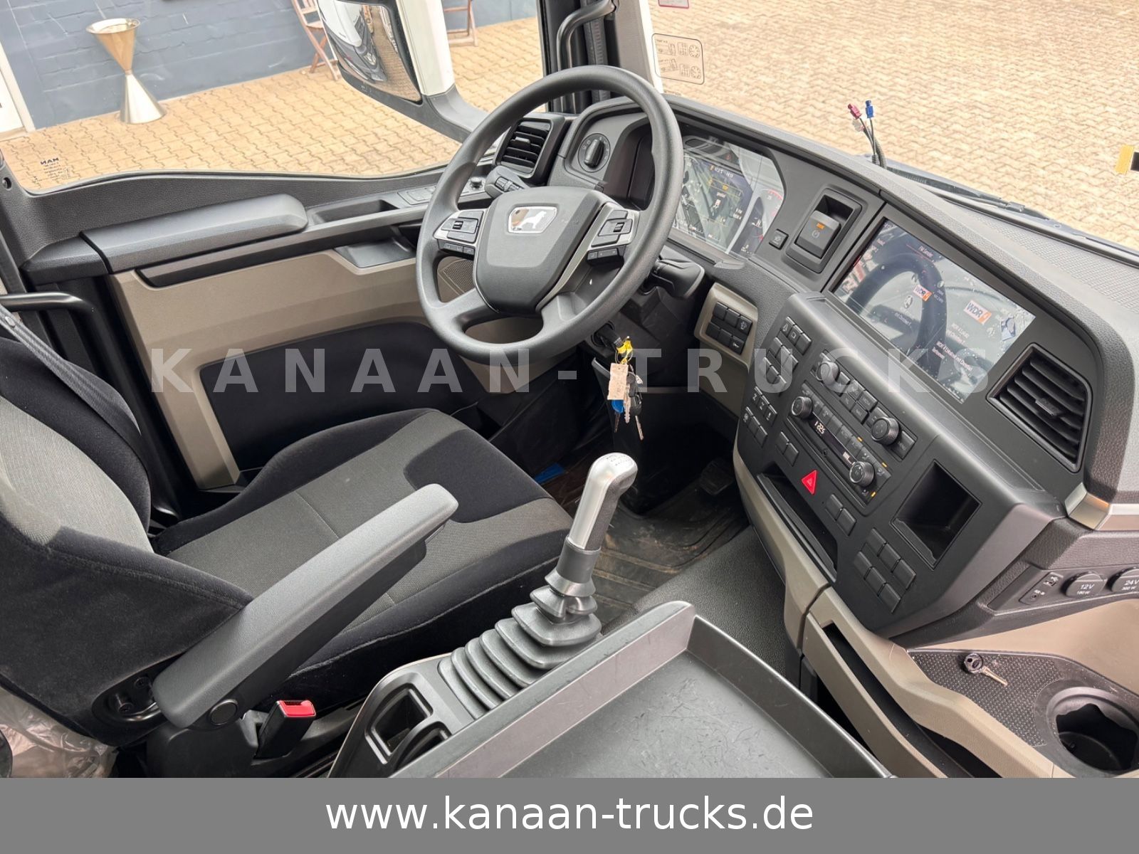 Fahrzeugabbildung MAN 35.510 TGS  Betonpumpe S47-5   47meter NEW