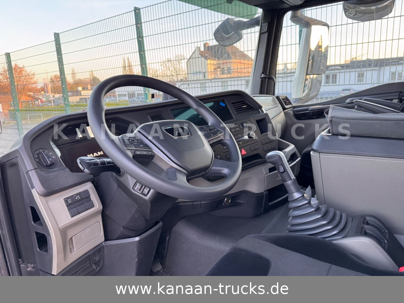 Fahrzeugabbildung MAN 35.510 TGS  Betonpumpe S47-5   47meter NEW