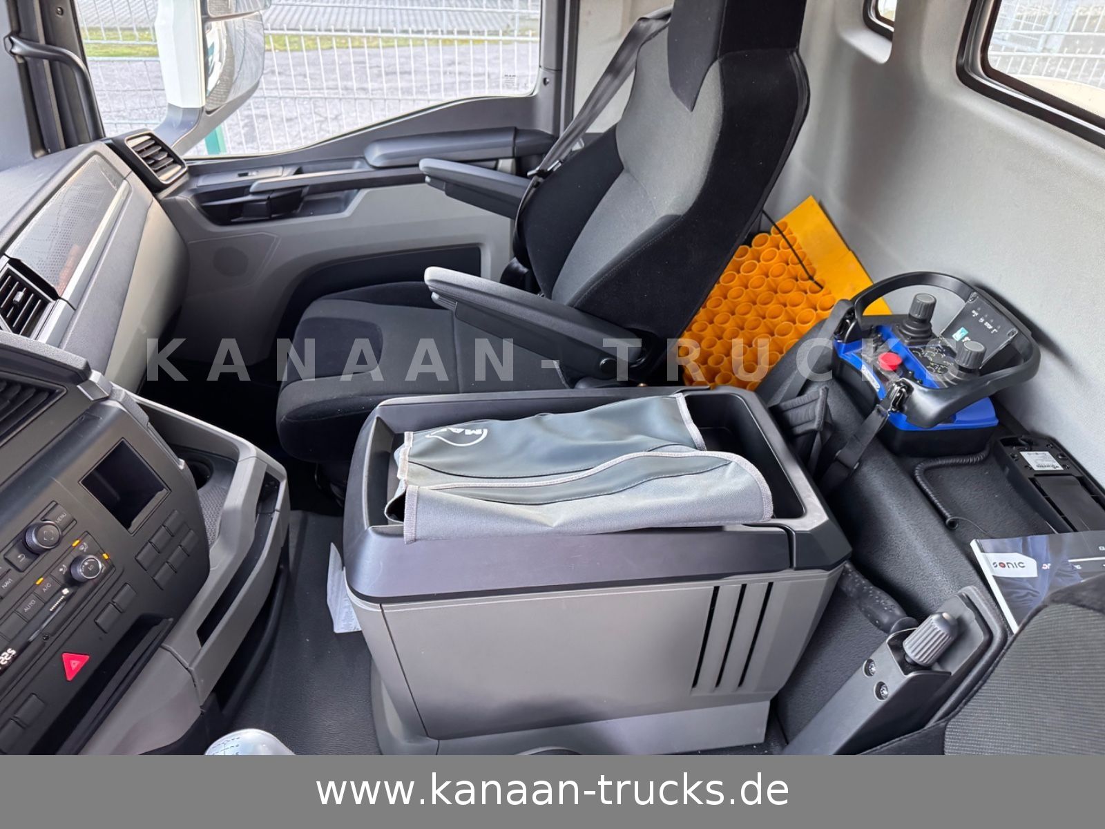 Fahrzeugabbildung MAN 35.510 TGS  Betonpumpe S47-5   47meter NEW